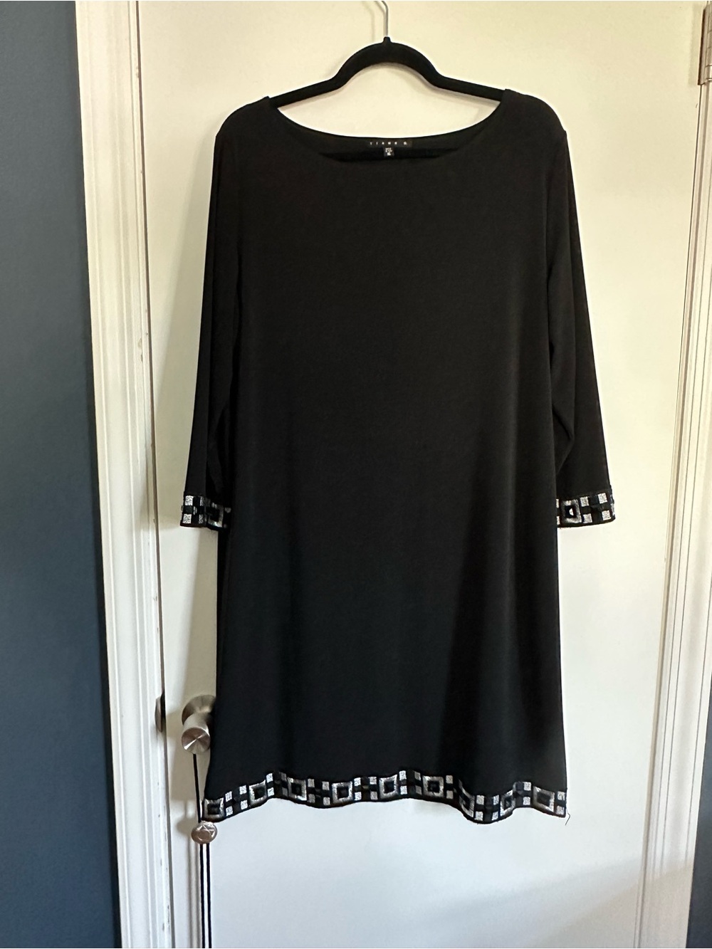 Tiana B. Black Embellished Hem & Cuff Shift Dress Woman’s Size 16